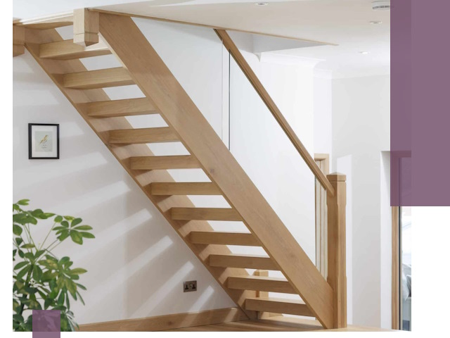 Изготовление деревянных лестниц под ключ в Кинели для дома