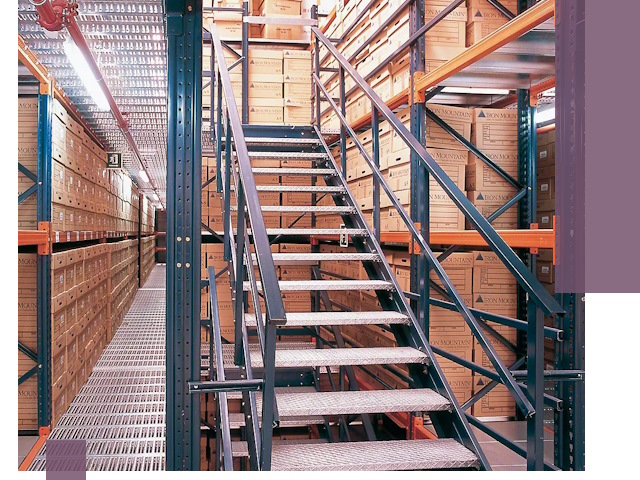 Лестницы складские прочные и безопасные под ключ в Кинели